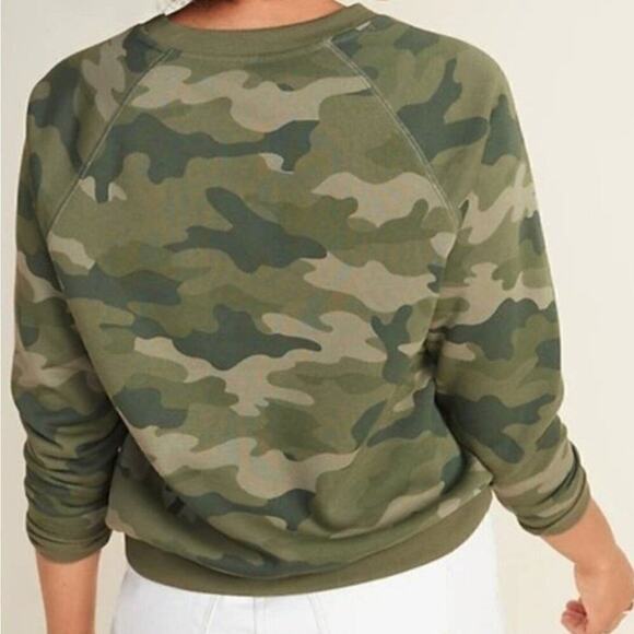 Old Navy Green Camo Vintage Crew-Neck Sweatshirt, Size Small - Picture 10 of 12